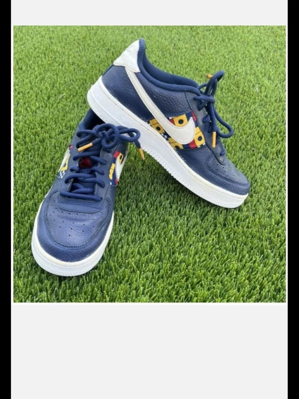 Nike Air Force One Big Kids' Navy Low Tops/ Big kids/Youth Size 5.5